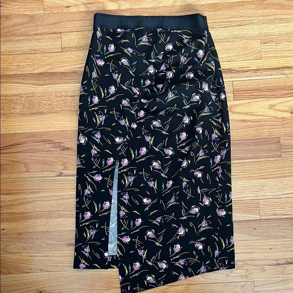 BIMBA Y LOLA tulip black and floral skirt size 38